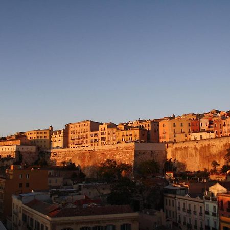 Vista Suites - Piazza Yenne Cagliari Eksteriør bilde
