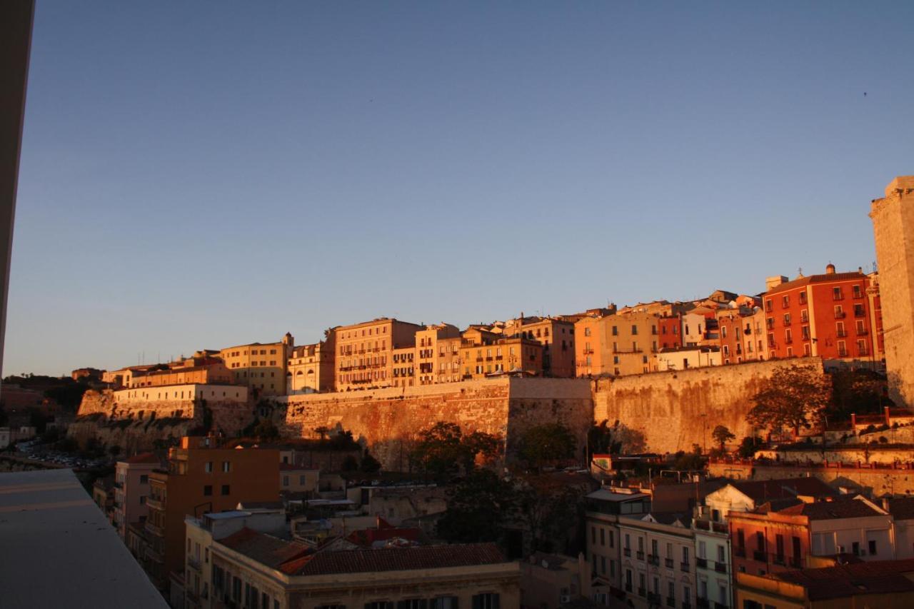 Vista Suites - Piazza Yenne Cagliari Eksteriør bilde
