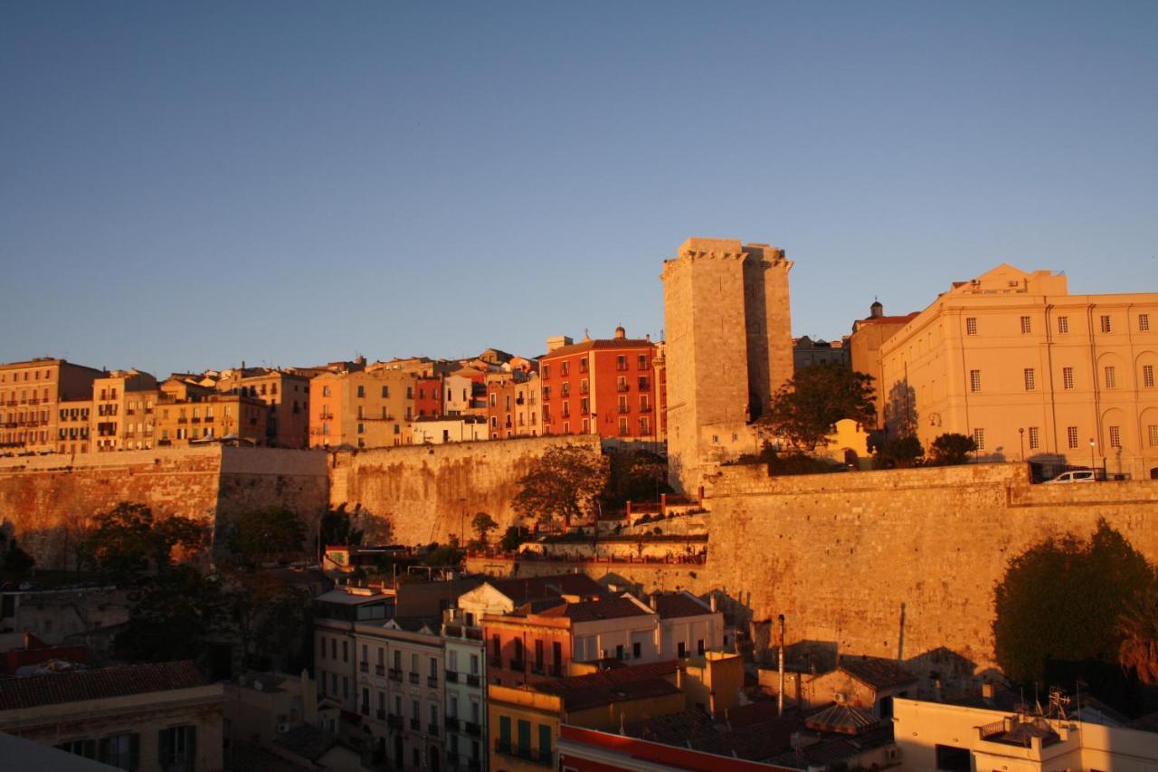 Vista Suites - Piazza Yenne Cagliari Eksteriør bilde