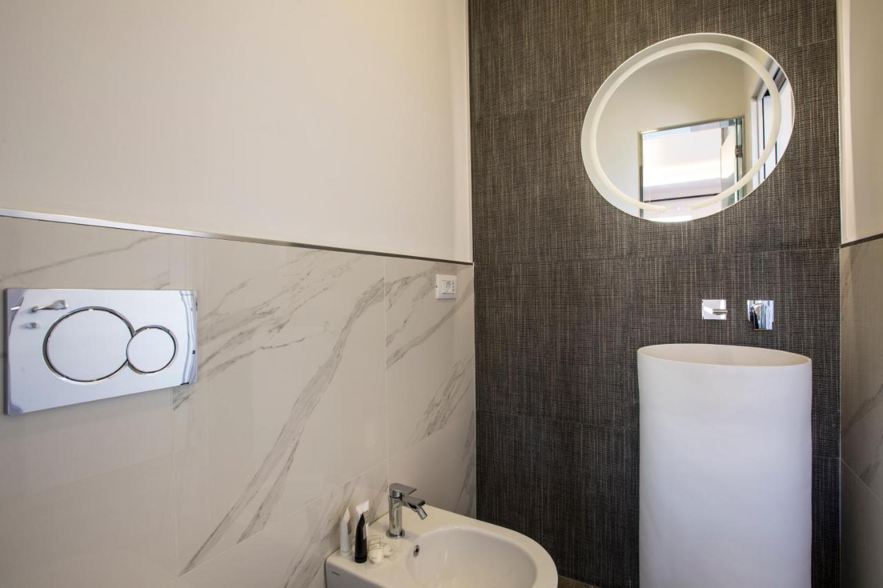 Vista Suites - Piazza Yenne Cagliari Eksteriør bilde